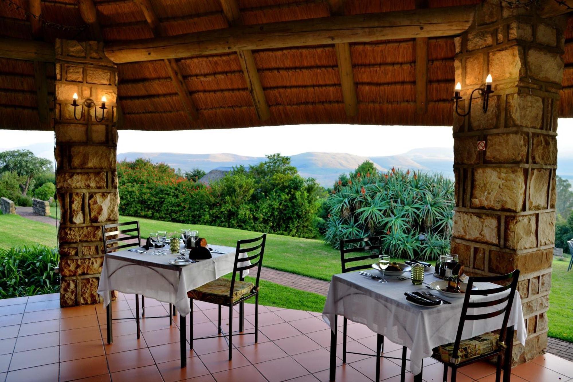 Bonjaneni Montusi Mountain Lodge מראה חיצוני תמונה