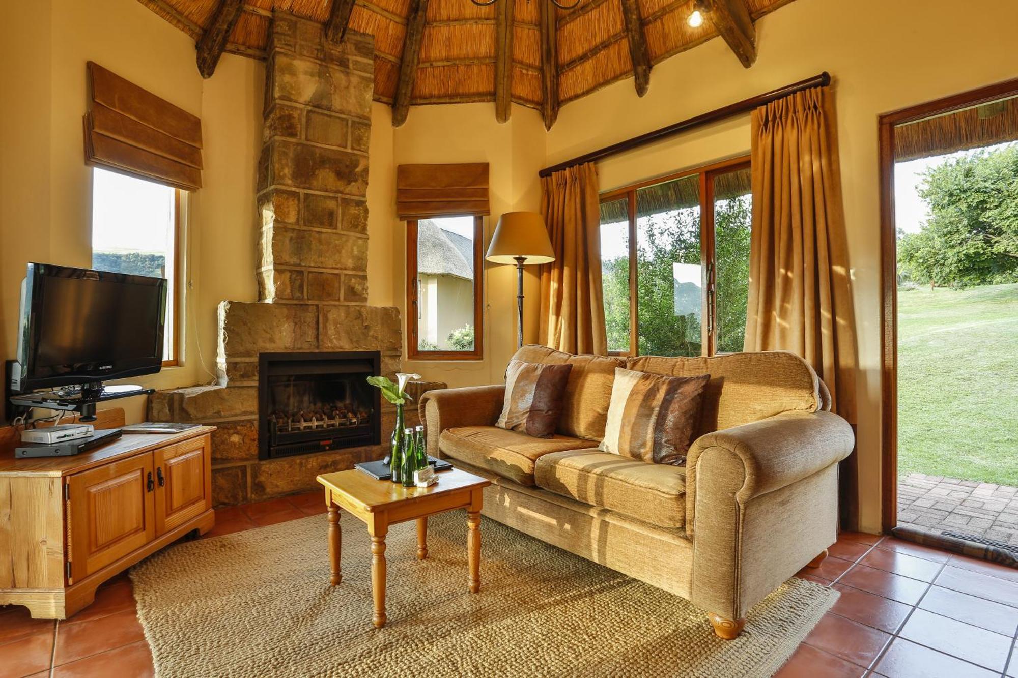 Bonjaneni Montusi Mountain Lodge חדר תמונה