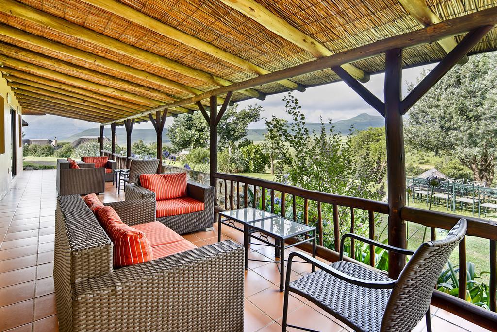 Bonjaneni Montusi Mountain Lodge מראה חיצוני תמונה