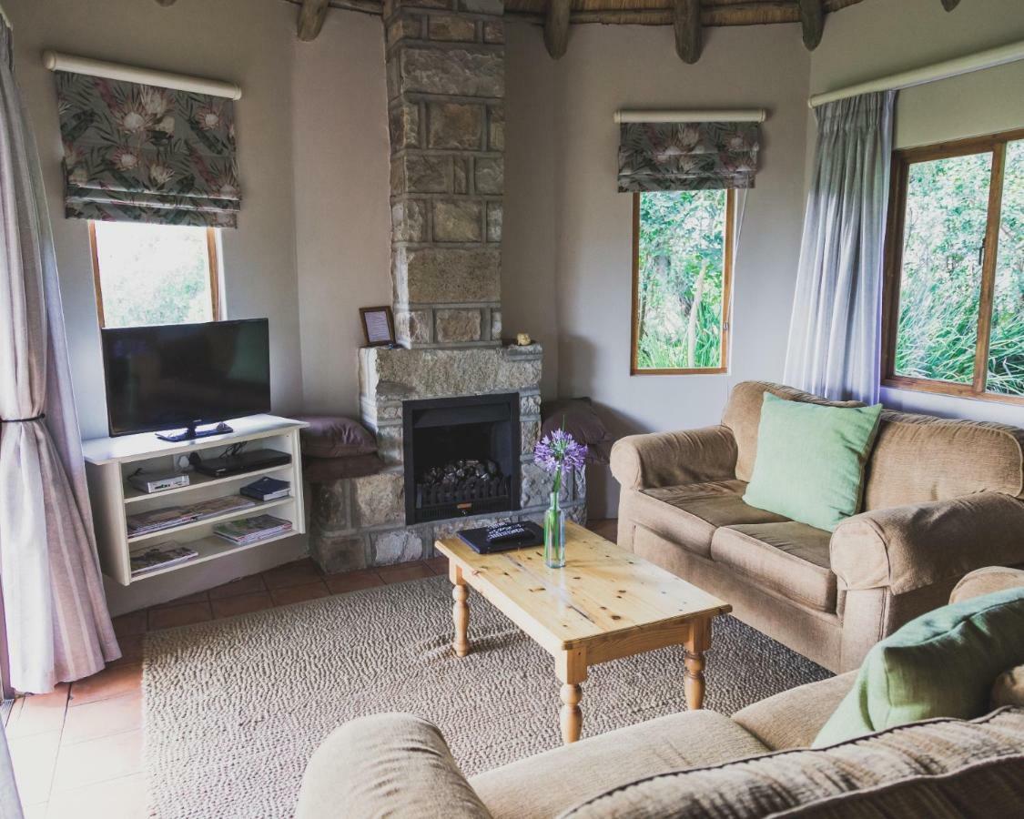 Bonjaneni Montusi Mountain Lodge מראה חיצוני תמונה